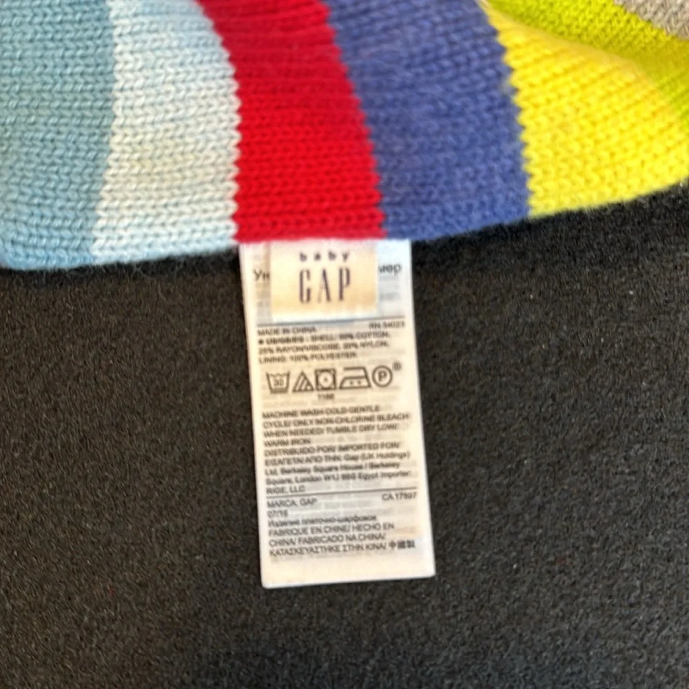 Baby GAP fleece lined striped scarf- like new! - Picture 4 of 6